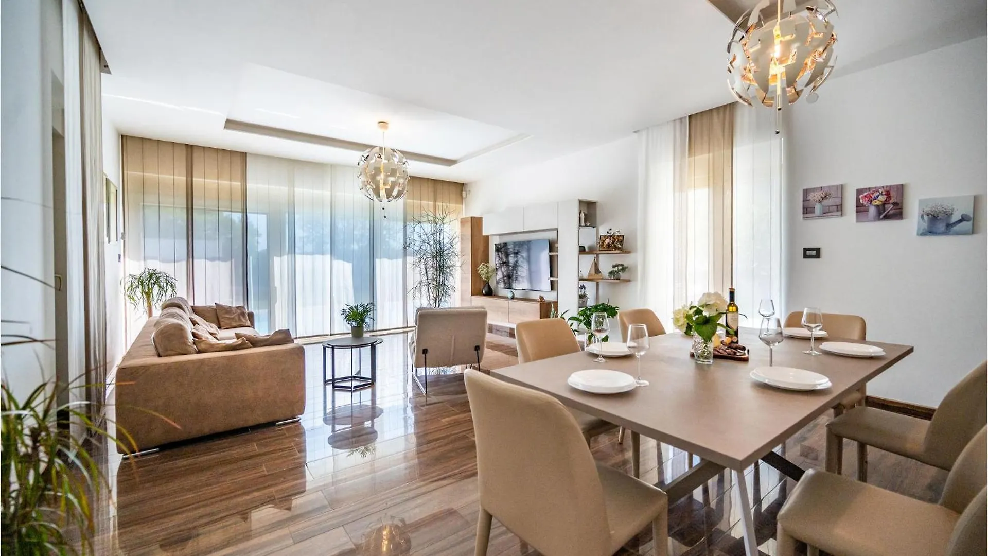 Amazing Home In Pula With Outdoor Swimming Pool 0*,